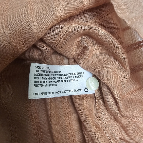 NWT Universal Thread Eyelet Ruffle Short Sleeve Cotton Top Juniors Size Large - Picture 8 of 9